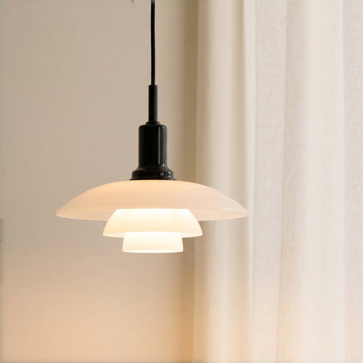 Lampada a Sospensione di Design Danese